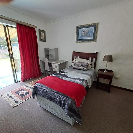 At Upperwood Manor Bed & Breakfast Knysna Exterior photo